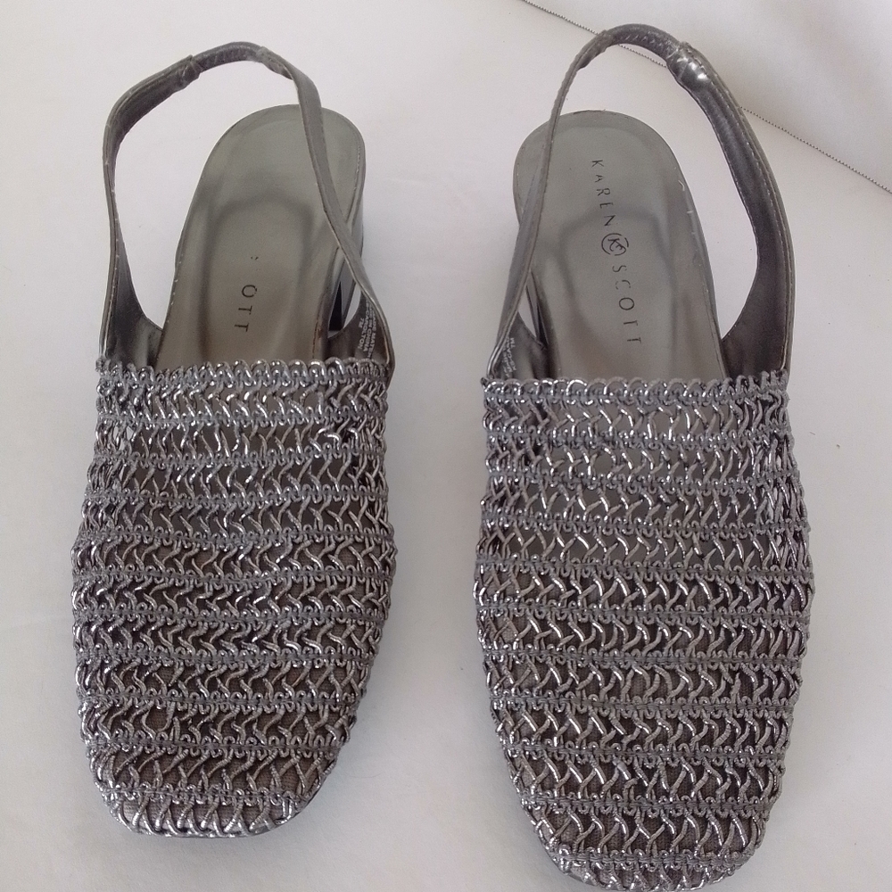 Karen Scott Silver weave sandals with heel 7M